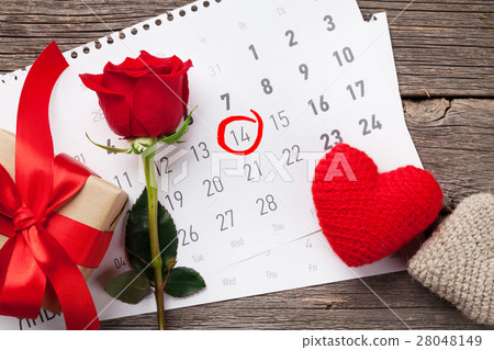 Valentines day greeting card 28048149