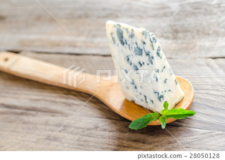 Blue cheese 28050128