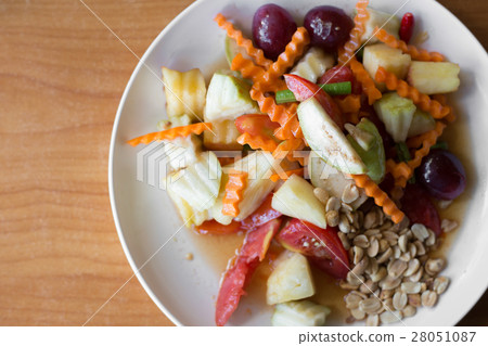 Thai spicy mixed fruit salad Thai spicy mixed fruit salad 28051087