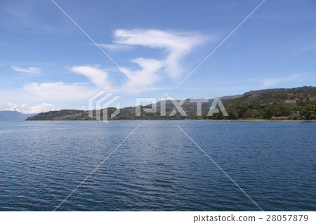Sumatra: Lake Toba 2 28057879