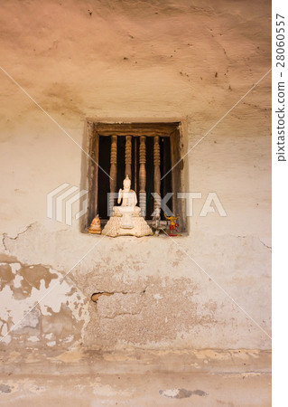 buddha statue buddha statue 28060557