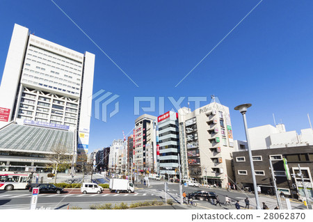 Central Line Nakano Station North Exit 28062870