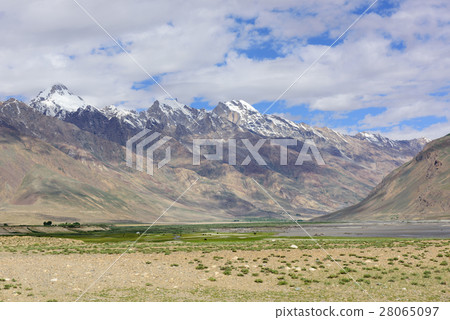 Zanskar landscape view with Himalaya mountain snow 28065097
