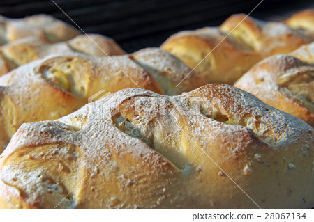 Brown rice flour made from nuts and healthy bread Brown rice flour made from nuts and healthy bread 28067134
