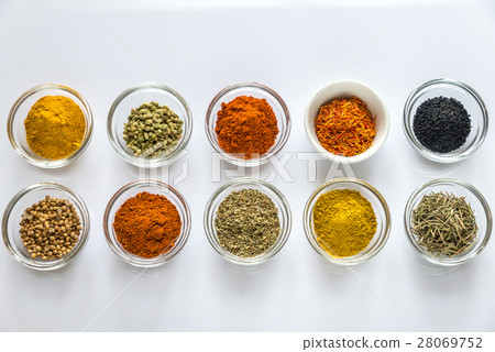 Different kinds of spices and herbs 28069752