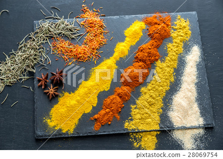 Different kinds of spices and herbs 28069754