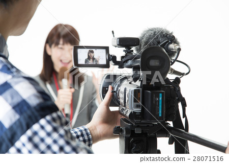 Announcer who speaks in front of the camera Announcer who speaks in front of the camera 28071516