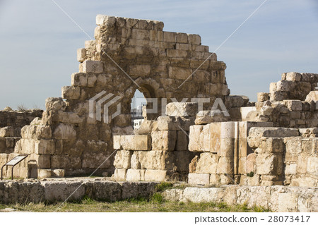 The ruins of the ancient citadel in Amman, Jordan  28073417