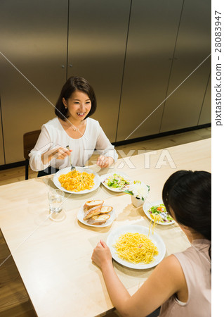 dinner dinner 28083947