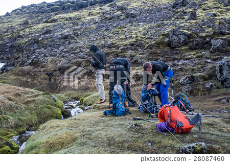 Group Hiking glacier Hvannadalshnukur summit in 28087460