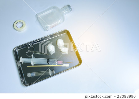 Set for injection emergency 28088996