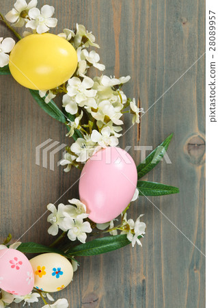 Easter eggs wreath. 28089957