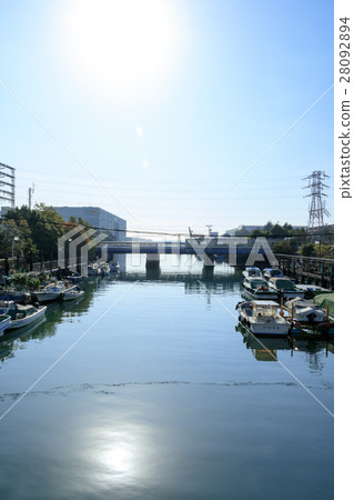 Tsurumi of the autumnal weather 28092894