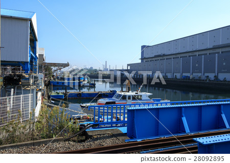 Tsurumi of the autumnal weather 28092895