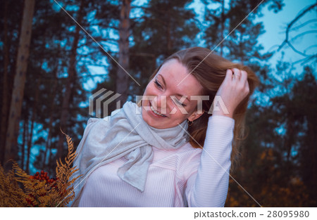 Happy girl with a bouquet 28095980