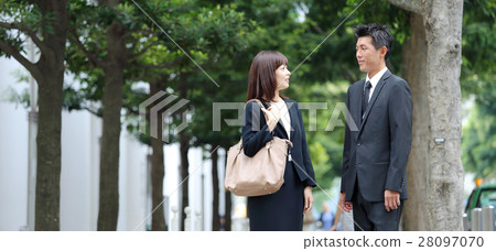 室外的企業形象 28097070