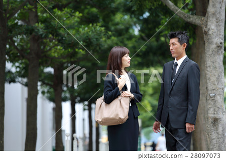 室外的企業形象 28097073