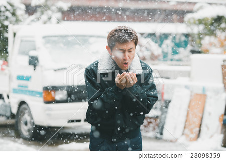 工人 勞動者 積雪 28098359