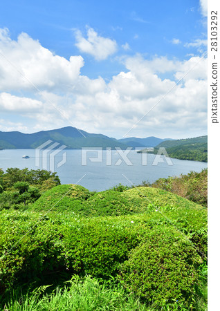 Lake Ashinoko 28103292