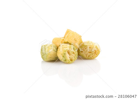 Garlic bread with herbs 28106047