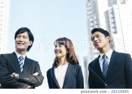 業務團隊 28110895