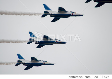 Blue impulse "T-4" 28111876