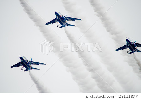 Blue impulse "T-4" 28111877