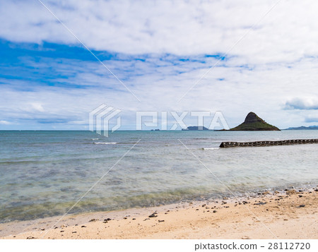 Hawaii Kualoa Beach Park China Man's Hut 28112720
