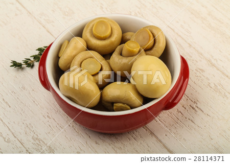 Marinated champignons 28114371