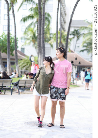 Honeymoon in Hawaii 28116925