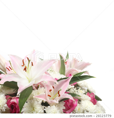 Bouquet of flowers 28123779