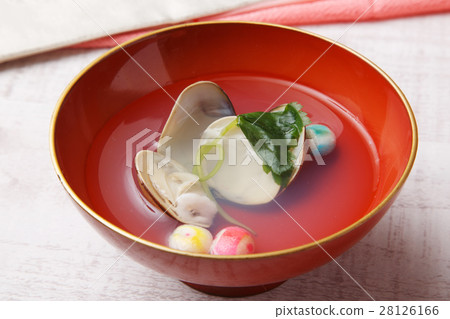 Clam soup 28126166
