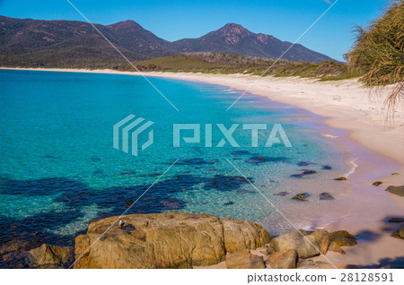 Crystal-clear waters of Wineglass Bay beach Crystal-clear waters of Wineglass Bay beach 28128591