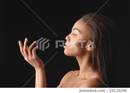 Sensual mulatto girl with perfect skin Sensual mulatto girl with perfect skin 28129266