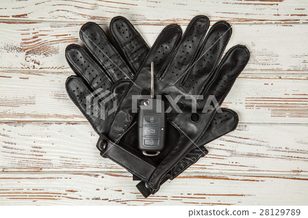 Car keys and driving gloves Car keys and driving gloves 28129789