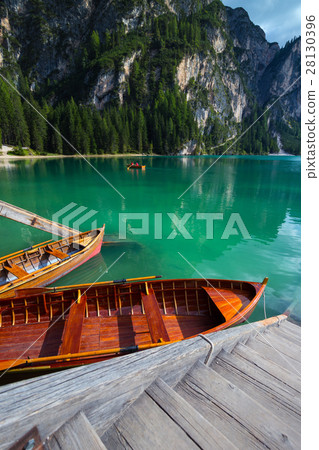 lago di Braies 28130396