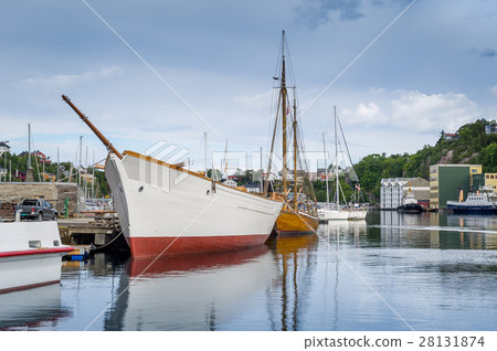 Kristiansund harbor, Norway 28131874