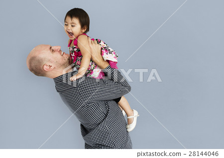 Family Cheerful Studio Portrait Concept Family Cheerful Studio Portrait Concept 28144046