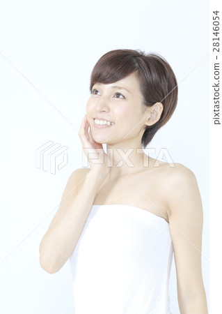 Women's beauty image 28146054