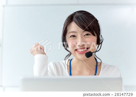 Young lady, business woman, operator Young lady, business woman, operator 28147729