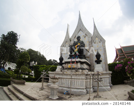 Loha Prasat at Wat Ratchanadda area in Bangkok Loha Prasat at Wat Ratchanadda area in Bangkok 28148146
