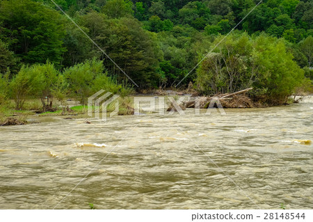 Flood of river (1) 28148544