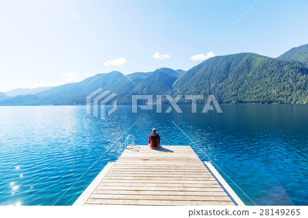 Crescent lake 28149265