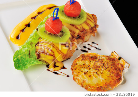 Orange juice snowflake fish Orange juice snowflake fish 28156019