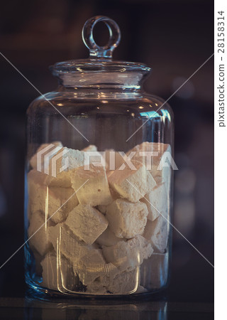 Marshmallows in glass jar 28158314