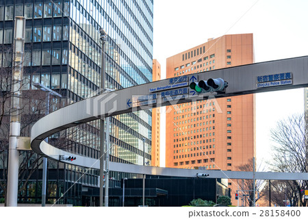  Shinjuku police station back intersection 28158400