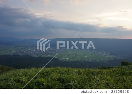 阿蘇山的風景 28159368