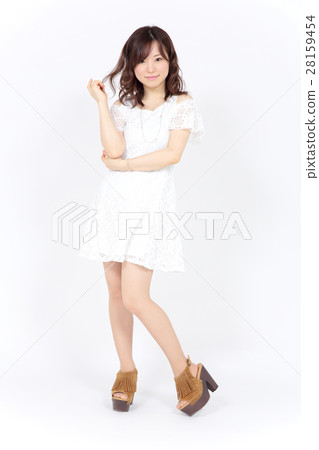Young lady fashion portrait 28159454