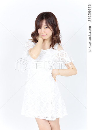 年輕的女士時尚肖像 年輕的女士時尚肖像 28159476