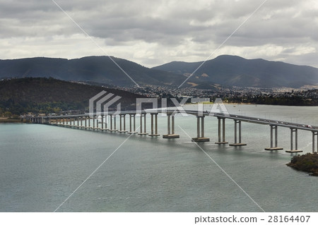 Tasman Bridge at night 28164407